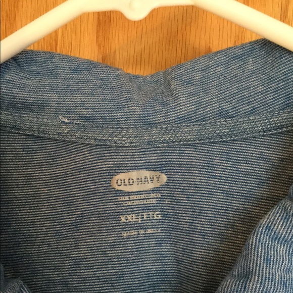 Old Navy Men's shirt - Picture 3 of 3